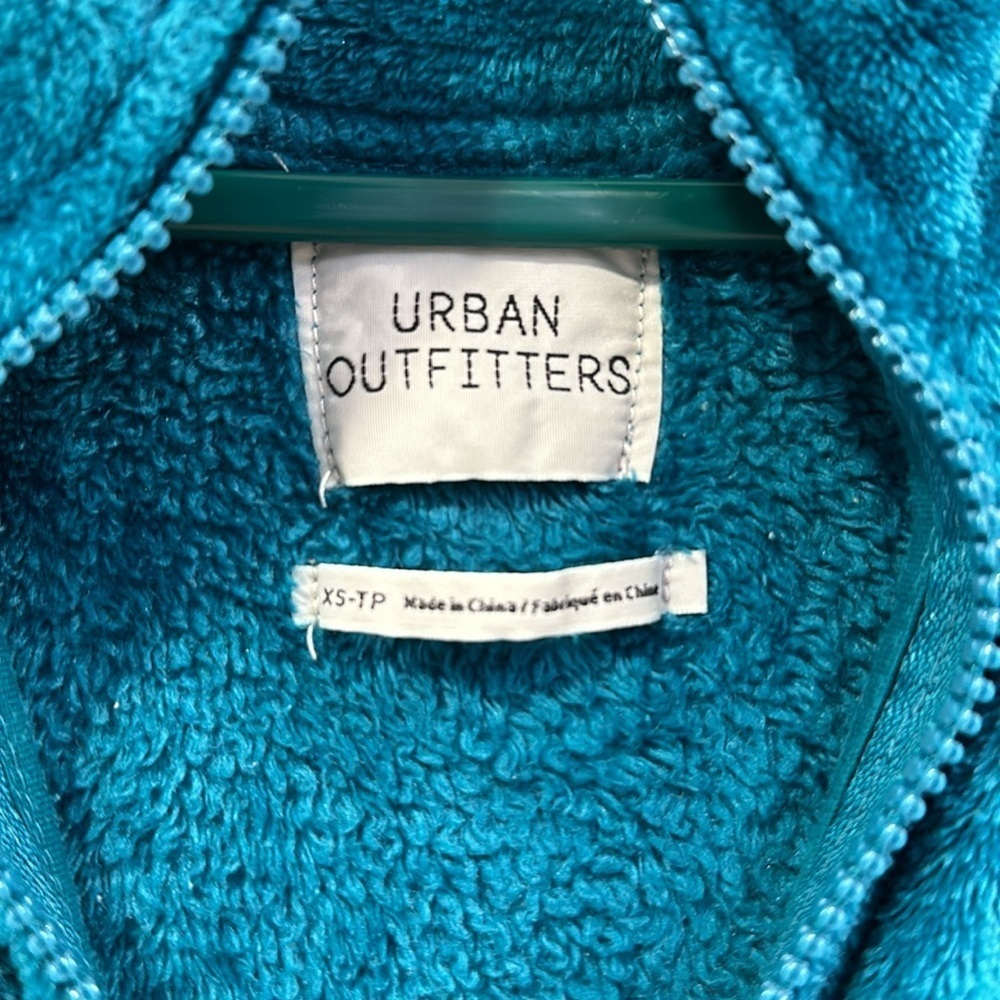 Women’s Urban Outfitters Quarter-Zip Fleece Cropped Pullover Sweater Size XS - Picture 4 of 7